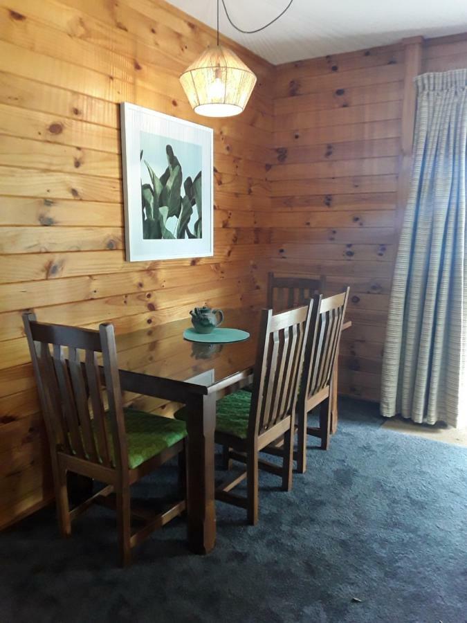 Paparoa Beach Hideaway With Hot Tub Barrytown Bagian luar foto